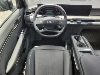 Kia EV9 2026 Light Long Range 4dr SUV