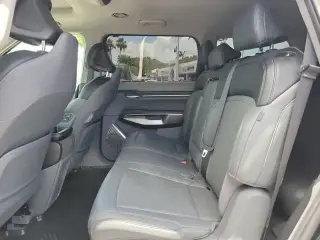 Kia EV9 2026 Light Long Range 4dr SUV