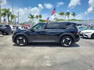 Kia EV9 2026 Light Long Range 4dr SUV