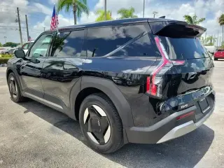 Kia EV9 2026 Light Long Range 4dr SUV