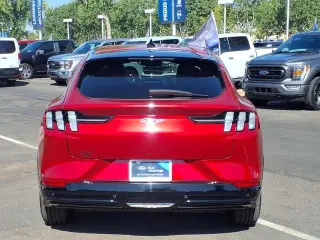 Ford Mustang Mach-E 2024 Premium 4dr SUV