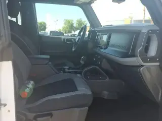 Ford Bronco 2023 4x4 Black Diamond 4dr SUV