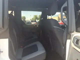 Ford Bronco 2023 4x4 Black Diamond 4dr SUV