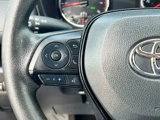 Toyota RAV4 2022 LE 4dr SUV