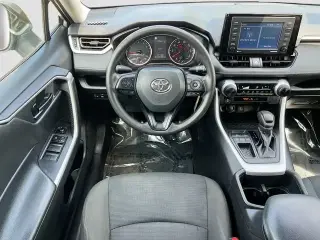 Toyota RAV4 2022 LE 4dr SUV
