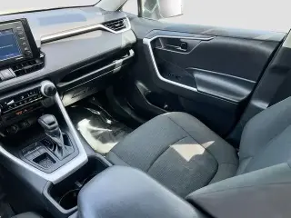 Toyota RAV4 2022 LE 4dr SUV
