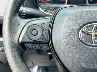 Toyota RAV4 2022 LE 4dr SUV