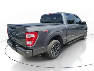 Ford F-150 2023 4x2 XL 4dr SuperCrew 5.5 ft. SB