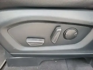 Ford Explorer 2023 AWD ST 4dr SUV