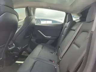 Tesla Model Y 2024 Long Range 4dr Crossover