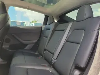 Tesla Model Y 2024 Long Range 4dr Crossover