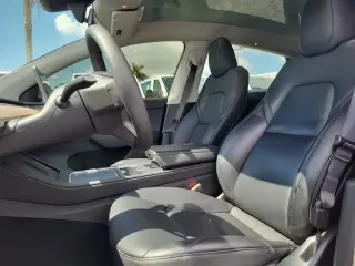 Tesla Model Y 2024 Long Range 4dr Crossover