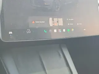 Tesla Model Y 2024 Long Range 4dr Crossover