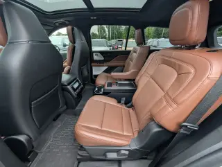 Lincoln Aviator 2021 AWD Reserve 4dr SUV