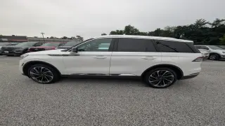 Lincoln Aviator 2021 AWD Reserve 4dr SUV