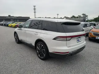 Lincoln Aviator 2021 AWD Reserve 4dr SUV