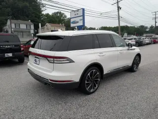 Lincoln Aviator 2021 AWD Reserve 4dr SUV