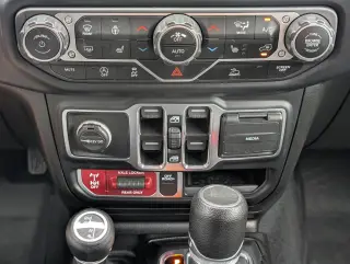 Jeep Gladiator 2023 4x4 Mojave 4dr Crew Cab 5.0 ft. SB