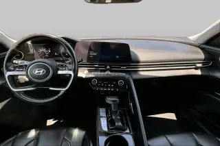 Hyundai ELANTRA 2025 Limited 4dr Sedan