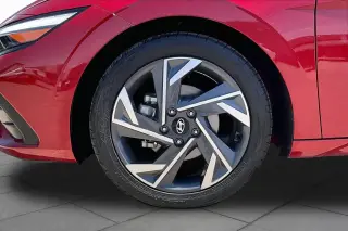 Hyundai ELANTRA 2025 Limited 4dr Sedan
