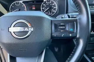 Nissan Rogue 2025 SV 4dr Crossover