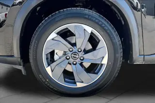 Nissan Rogue 2025 SV 4dr Crossover