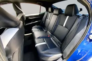 Toyota Camry 2025 SE 4dr Sedan