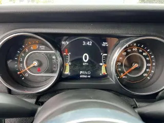 Jeep Wrangler Unlimited 2019 4x4 Sahara 4dr SUV
