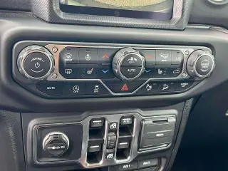 Jeep Wrangler Unlimited 2019 4x4 Sahara 4dr SUV