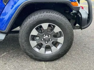 Jeep Wrangler Unlimited 2019 4x4 Sahara 4dr SUV