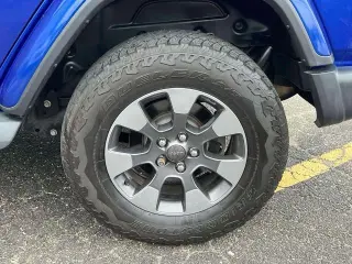 Jeep Wrangler Unlimited 2019 4x4 Sahara 4dr SUV
