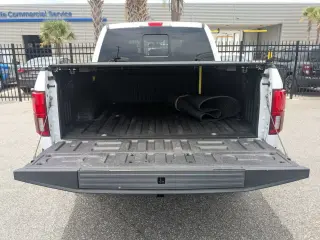 Ford F-150 2019 4x4 Platinum 4dr SuperCrew 5.5 ft. SB