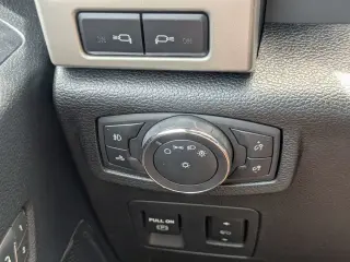 Ford F-150 2019 4x4 Platinum 4dr SuperCrew 5.5 ft. SB