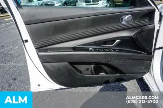 Hyundai ELANTRA 2024 Limited 4dr Sedan