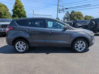 Ford Escape 2017 AWD SE 4dr SUV
