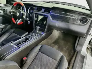 Ford Mustang 2014 V6 2dr Fastback