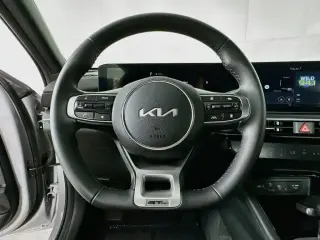 Kia K5 2025 GT-Line 4dr Sedan