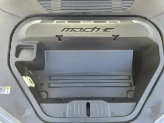 Ford Mustang Mach-E 2025 AWD Premium 4dr SUV