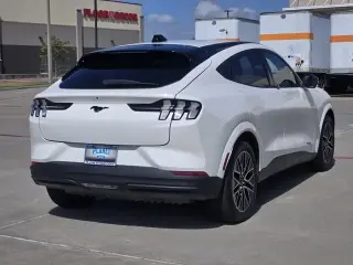 Ford Mustang Mach-E 2025 AWD Premium 4dr SUV