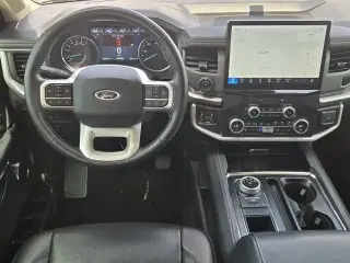 Ford Expedition 2022 4x2 XLT 4dr SUV