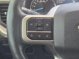 Ford Expedition 2022 4x2 XLT 4dr SUV