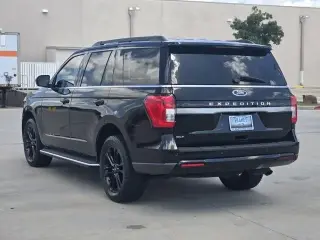 Ford Expedition 2022 4x2 XLT 4dr SUV