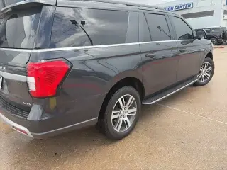 Ford Expedition MAX 2022 4x2 XLT 4dr SUV