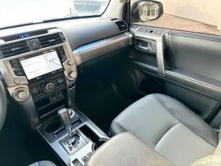 Toyota 4Runner 2021 4x4 SR5 Premium 4dr SUV