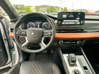 Mitsubishi Outlander 2024 AWD SEL 4dr SUV
