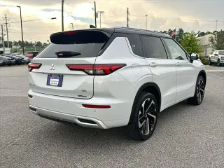 Mitsubishi Outlander 2024 AWD SEL 4dr SUV
