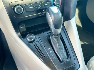 Ford Focus 2015 SE 4dr Hatchback