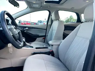 Ford Focus 2015 SE 4dr Hatchback