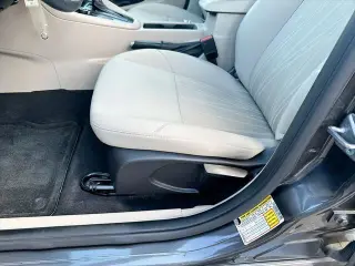 Ford Focus 2015 SE 4dr Hatchback