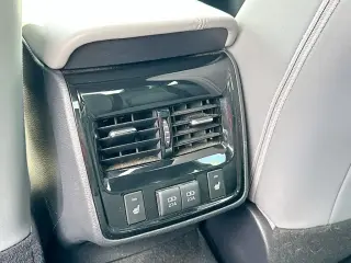Toyota Avalon Hybrid 2019 XLE 4dr Sedan